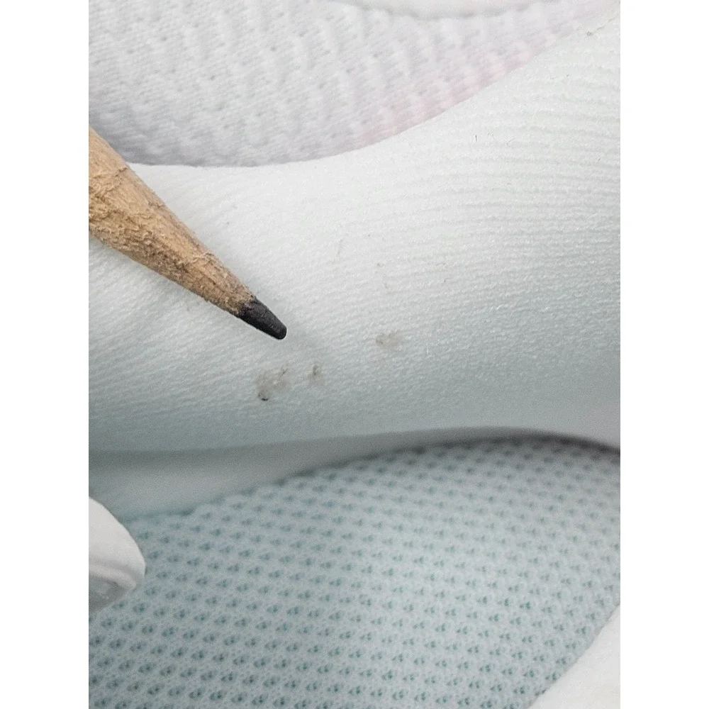 Nike Flex Experience RN 12 Sneakers Women's Sz 10M White/Pink DV0746 New w/Blem